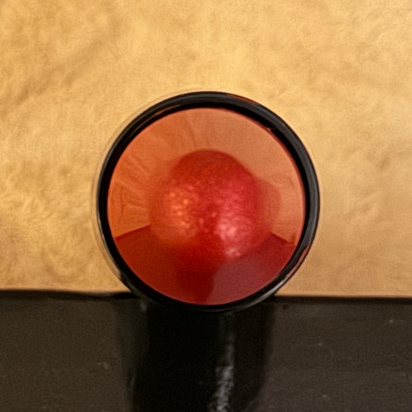 Laura Geller Love Me Dew Lip Crayon - Cherry Punch - Picture 5 of 6